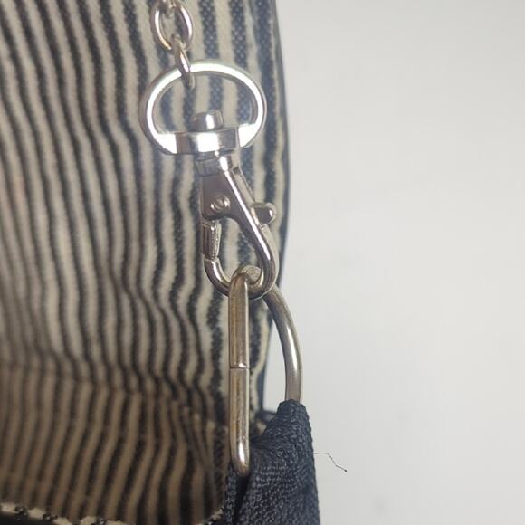 Compact Black Tire Crossbody Bag Upcycled Adjustable Strap - Picture 4 of 15